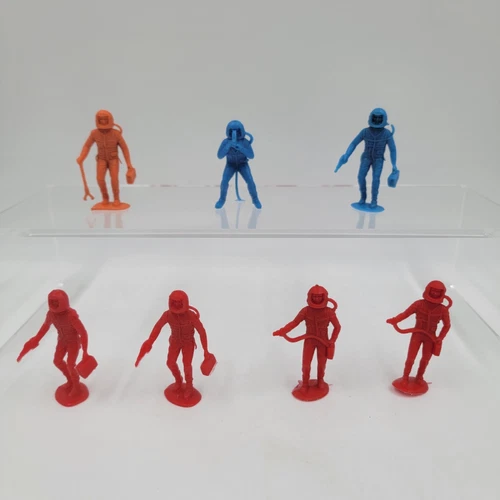 Lot Of 7 Vintage MARX MPC Plastic Space Soldiers Astronaut Toys Figures 1960's