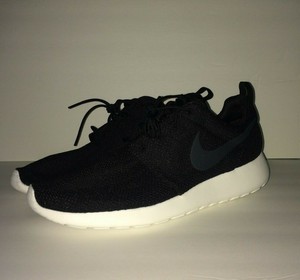 nike roshe run white mesh