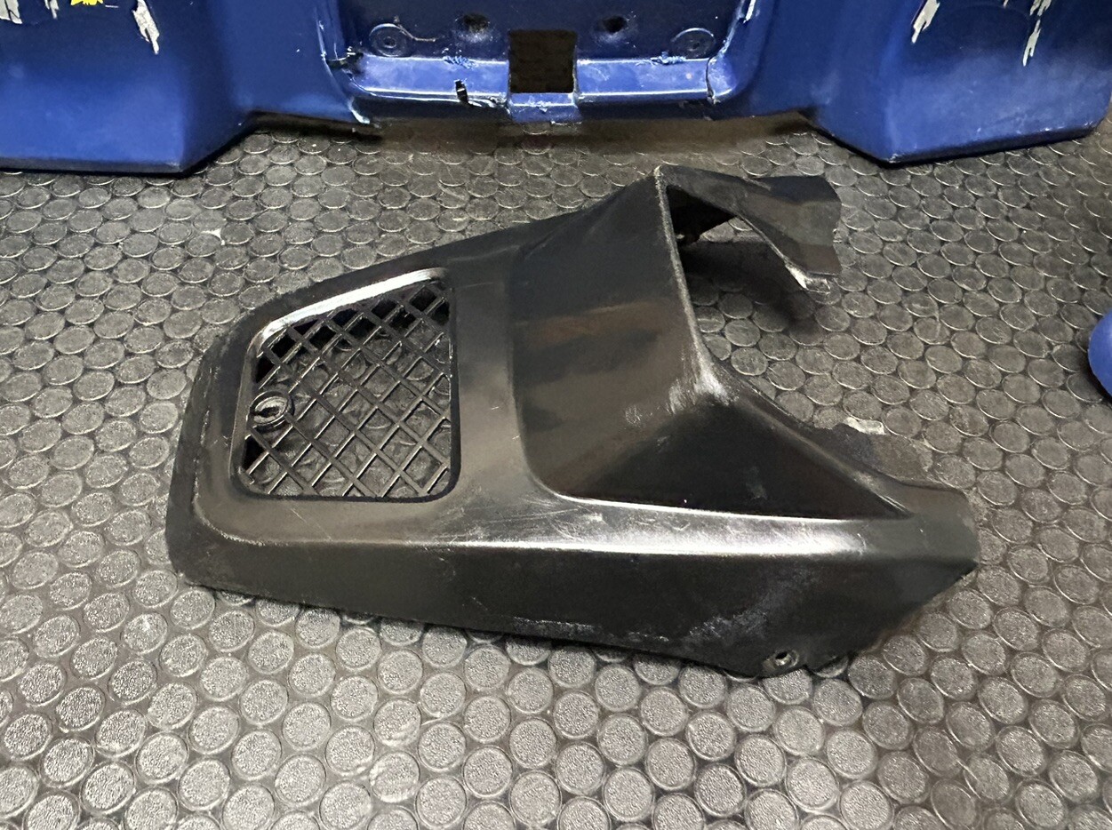 8802 Yamaha Blaster PLASTICS FENDERS COMPLETE SET GRILL GAS TANK LEFT