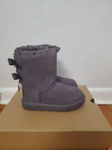 bailey bow ruffle uggs