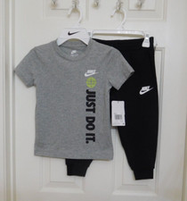 NWT 2pc Nike Gray Black Logo Shirt  Joggers Set sz 4