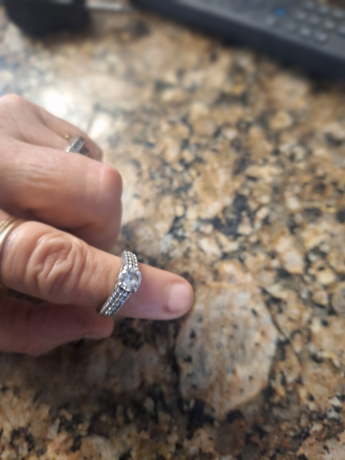 Silver Ring Size 7(?) Marked 925 - image 1