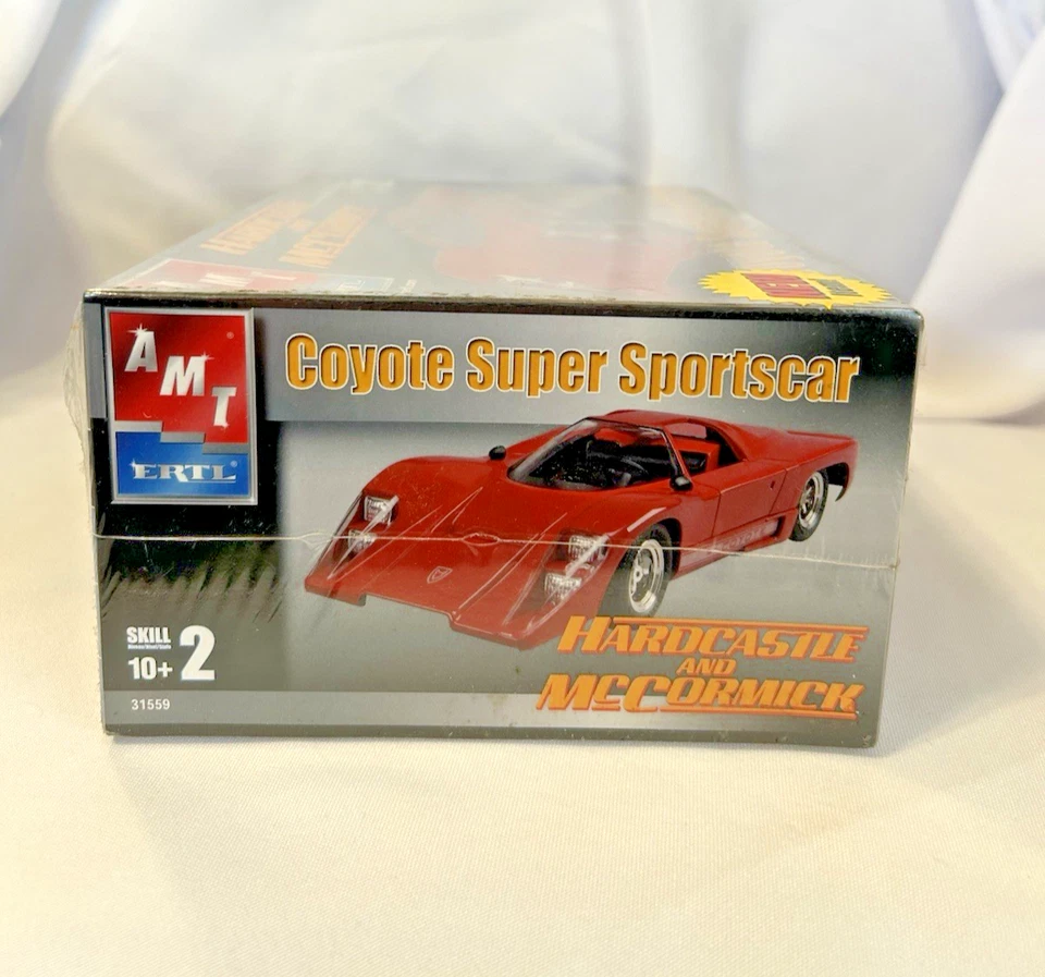 AMT COYOTE SUPER SPORTSCAR Hardcastle & McCormick model kit NEW in SEALED BOX - Image 3 of 4