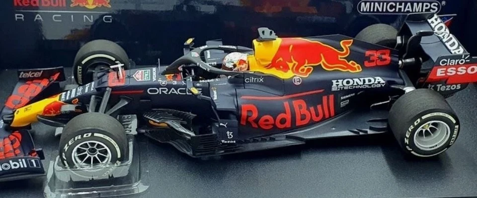 PMA MINICHAMPS 212333 RED BULL VERSTAPPEN ABU DHABI GP 2021 1/18 F1 SCALE MODEL - Immagine 2 di 2
