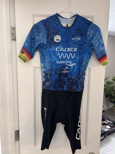 WYN Republic Luceo Triathlon Suit Mens Small.