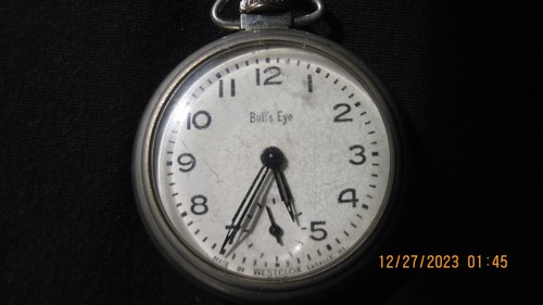 VINTAGE WESTCLOX BULLS EYE POCKET WATCH - WORKS!