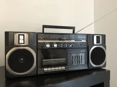 Panasonic RX-C31 boombox ghettoblaster radio-cassette vintage PORT OFFERT - Photo 1/4