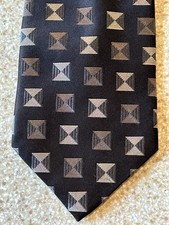 Daniel Craig DC 65  Long 4  Wide Silk Tie Necktie Black With Gold Geometric