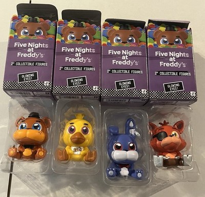 Jazwares Five Nights At Freddys Glowing Eyes Watching Cuties Set Of Four FNAF 2 