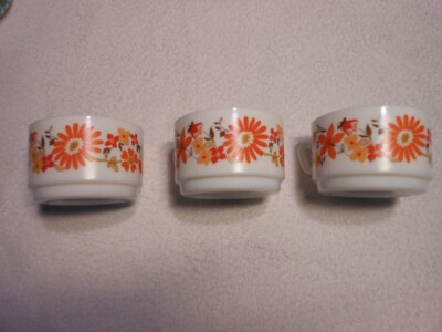 4 tasses à café avec soucoupes ARCOPAL fleurs Rotterdam vintage