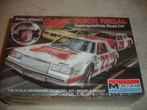 1984 Monogram Bobby Allison Miller Buick Regal Superspeedway Stock Car Model NIP - Picture 3 of 12