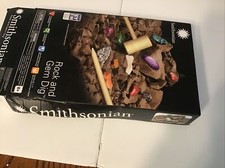 Smithsonian Rock and Gem Dig Kit