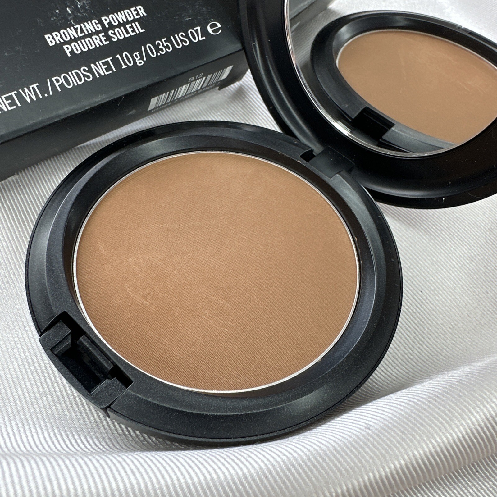 Authentic MAC Bronzing Powder Matte Bronze Full Size New In Box Bronzer