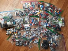7.5 lb. Assorted Loose Bricks and parts Mixed Bulk Lot