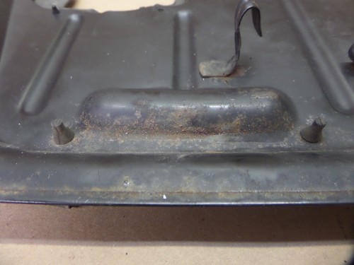 1987 HONDA GOLDWING 1200 INTERSTATE RADIATOR INTAKE FAIRING DUST COVER PLATE - Picture 2 of 3