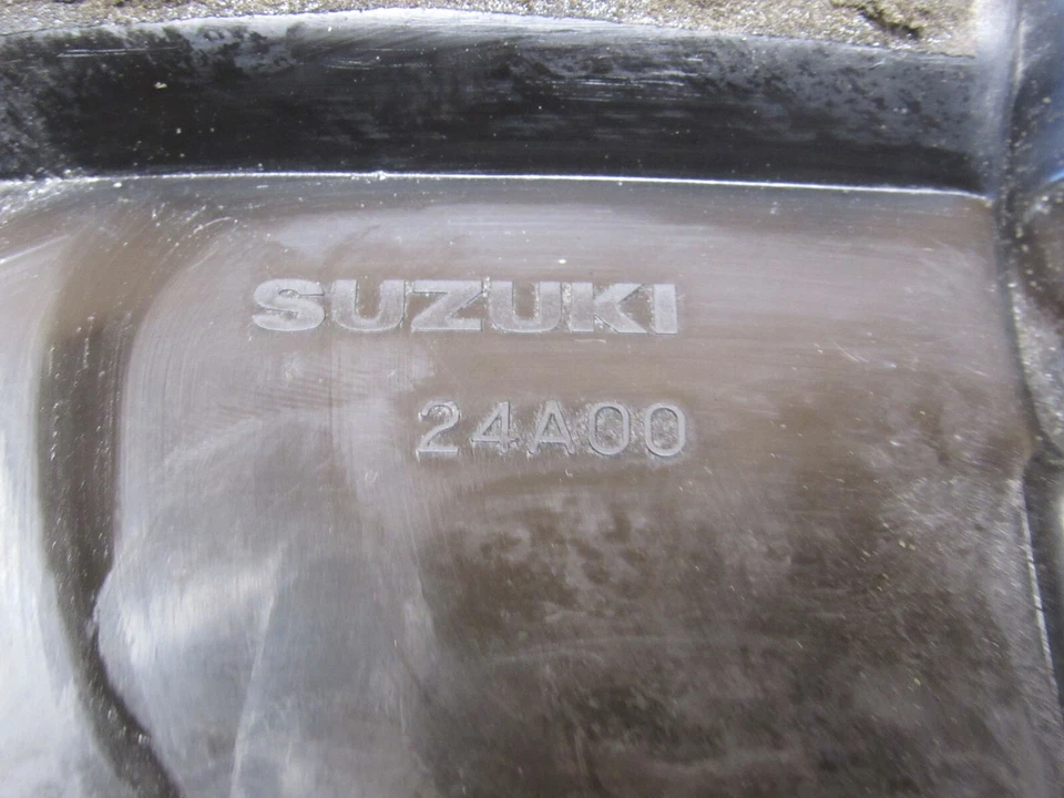 Filtro de aire caja de aire Suzuki Cavalcade GV1400 1987 13700-24A00 Foto 3 de 4