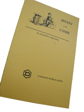 Honey in the Comb Book Killion PB VGC NEW Beekeeping Honey Harvesting