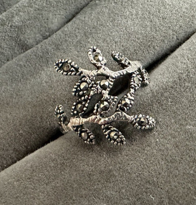 Vintage Sterling Silver Marcasite Leaf Twig Band  Ring Sz 6.5