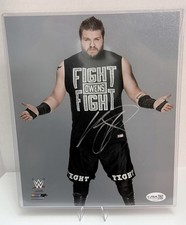 2017 Leaf Wrestling Autographed Photograph Edition 8