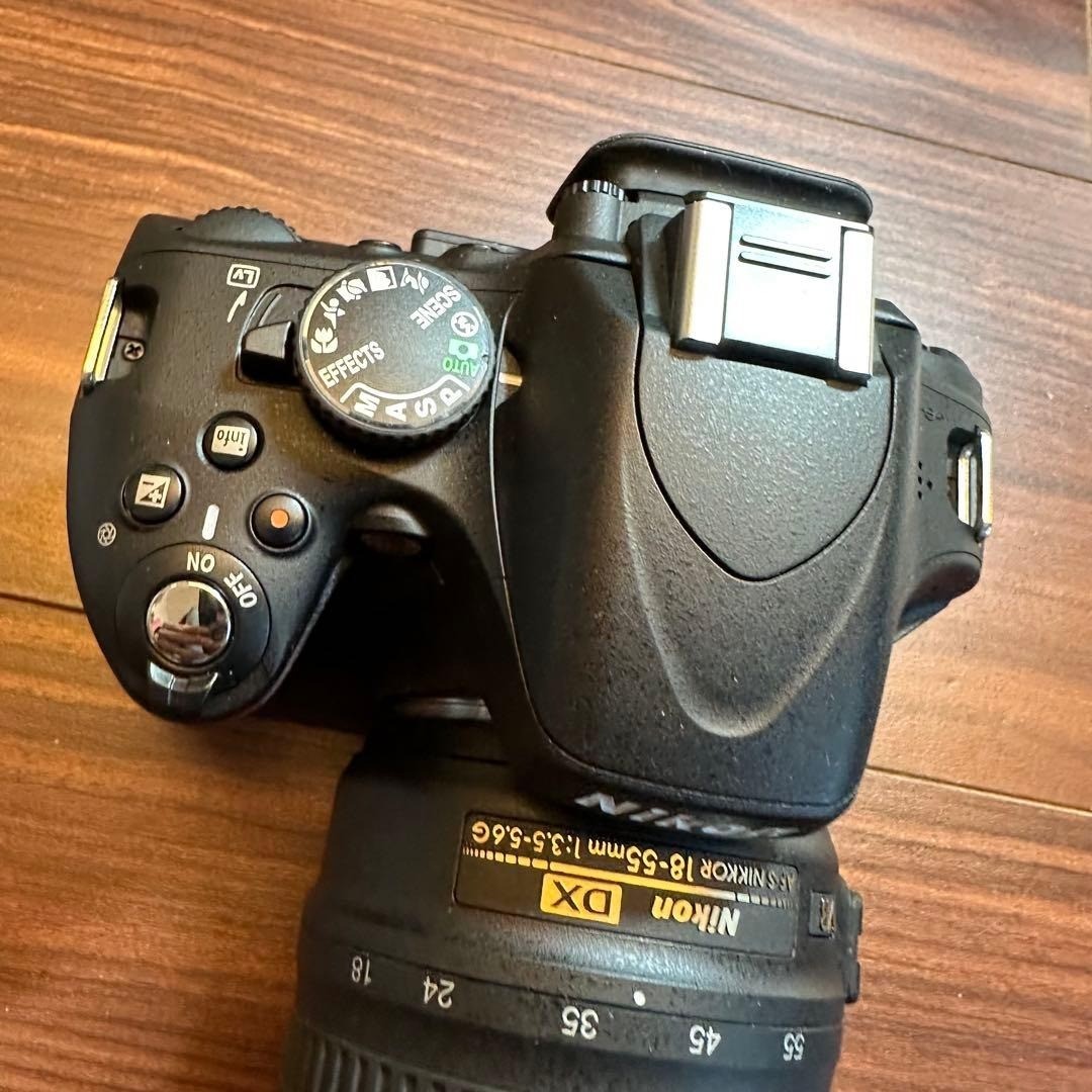 Nikon D D5100 16.2MP Digital SLR Camera - Black (Kit w/ AF-S DX VR