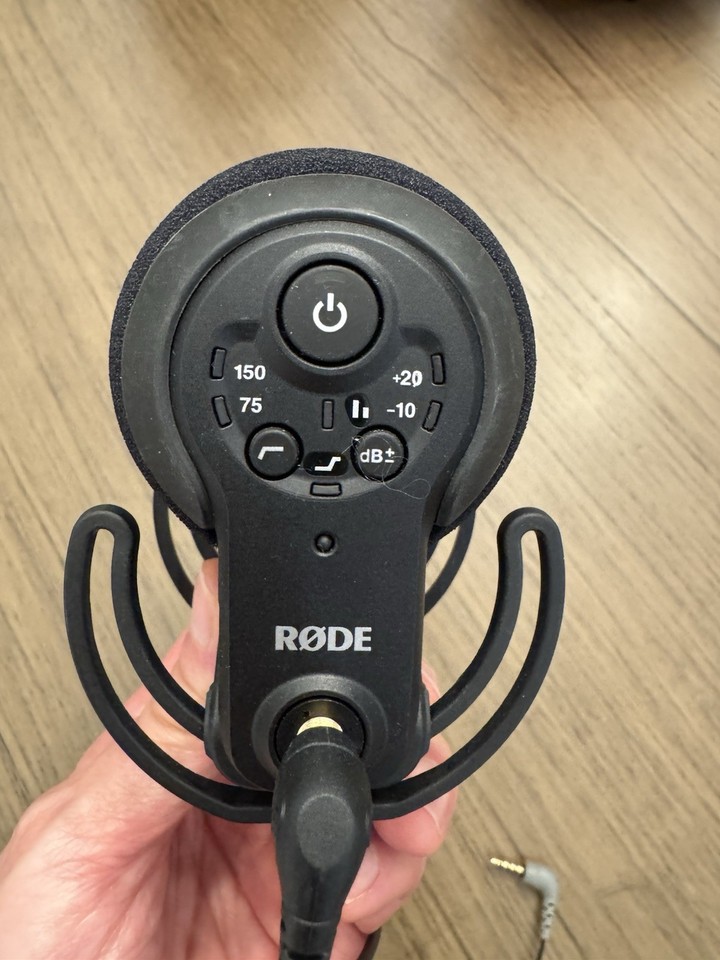 Rode VideoMic Pro+ On-Camera Shotgun Microphone w/ Rycote Mount & Cable ...