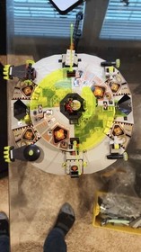 LEGO Space: Alien Avenger (6975)