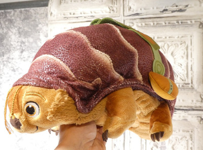Disney Store Gürteltier Tuk Tuk Raya letzter Drache mittelgroß Plüsch mit Sattel