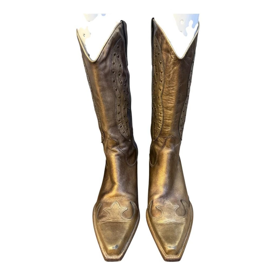 BCBGirls с заклепками Y2K ковбойские сапоги бронзовая кожа женщин размер 7 - Изображение 3 из 4