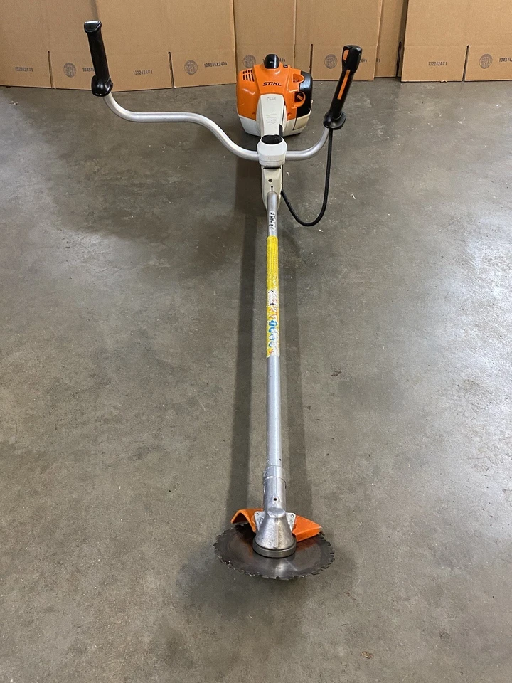 STIHL FS360C Industrial Grade Brush Cutter /Trimmer - Read Notes Starts Up - Image 4 of 4