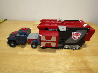Transformers Armada Powerlinx Optimus Prime 2003