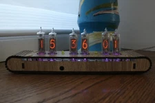 Nixie tube clock with IN-16 miniature tubes (fine 5) maple Remote Night modes