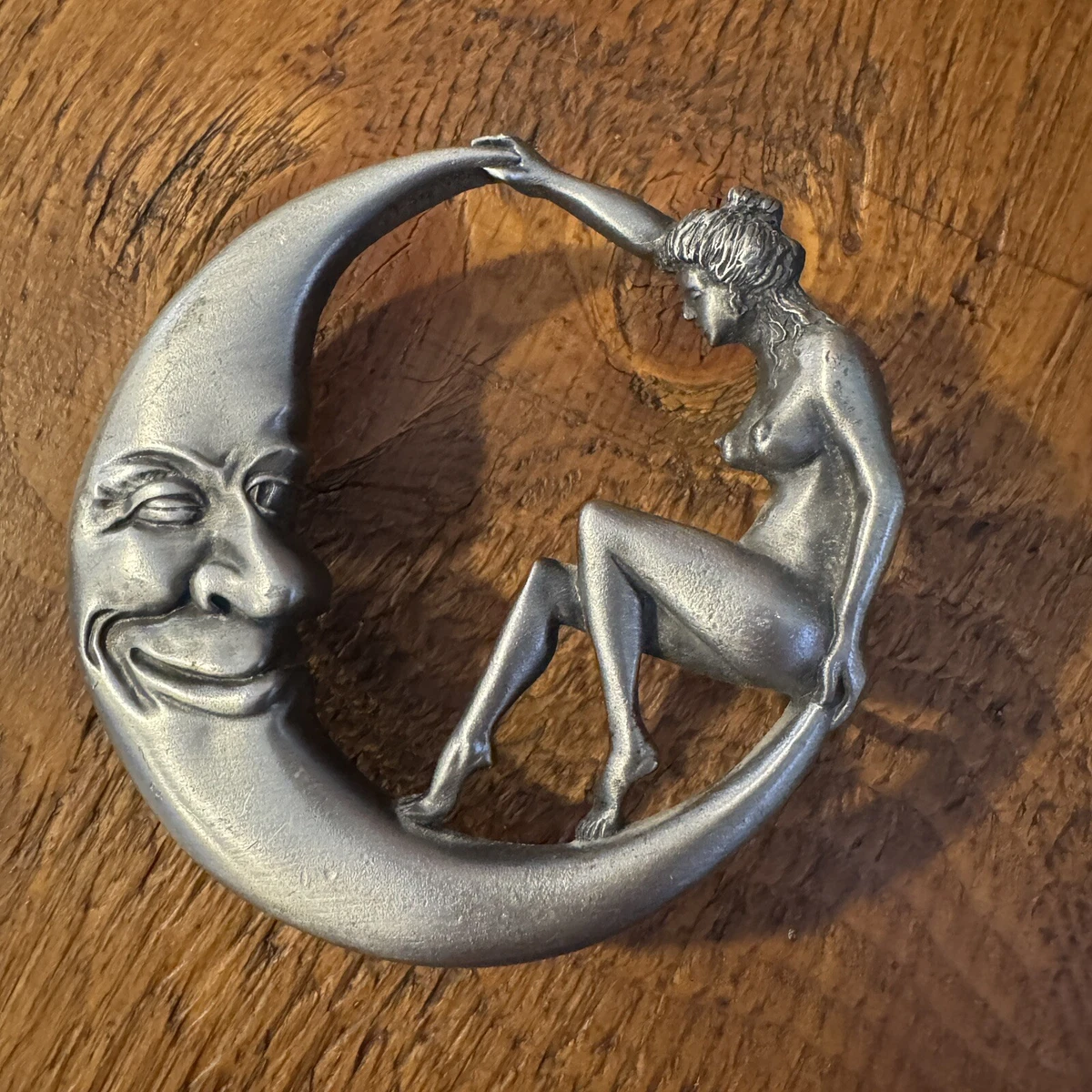 Winking Moon Nude Woman Belt Buckle Boho Hippy Vintage 1979 1970s Bergamot USA 1979 NUDE WOMAN WINKING MOON BERGAMOT BRASS WORKS BUCKLE  main image 4