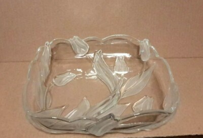 GLASS DIVIDED SERVING BOWL DISH TULIPS - CLEAR FROSTED MIKASA? HEAVY QUALITY A1