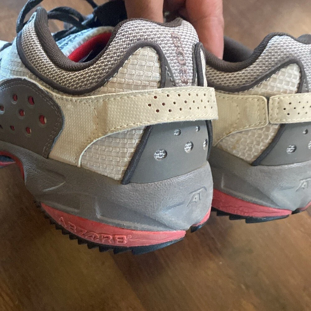 New Balance ABZORE scarpe da trekking outdoor uomo 11 bianco grigio MT608TR tutti i terreni