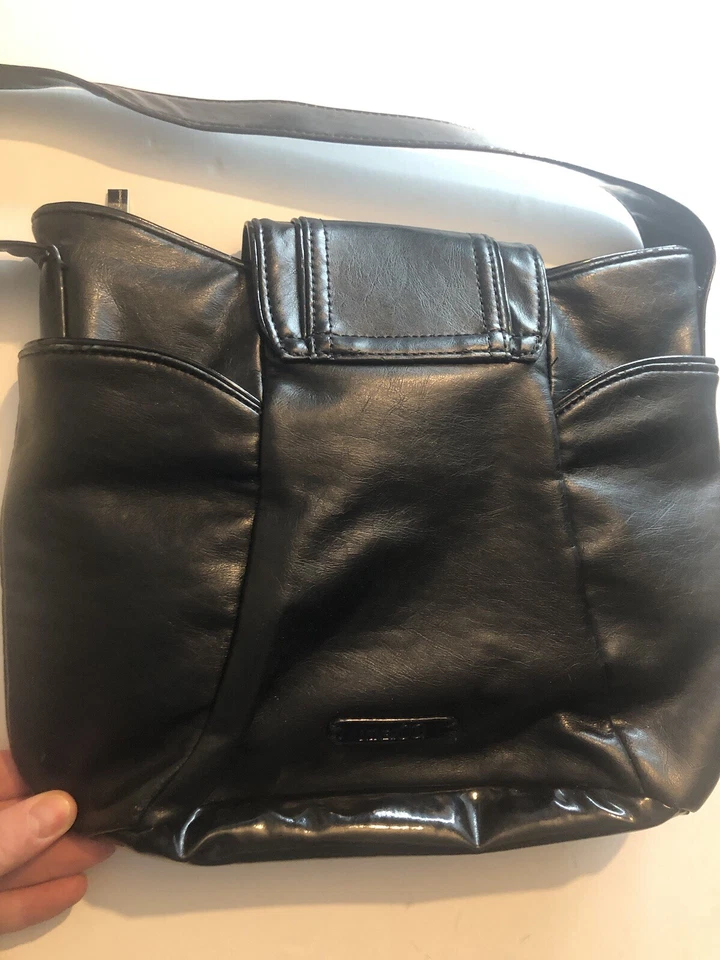 Bolsa de ombro feminina Nine & Co preta 101224GS50C - Imagem 3 de 4