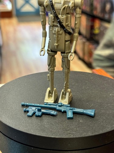 IG-88 5642 (Vintage Star Wars, Kenner) COMPLETE - Picture 3 of 11