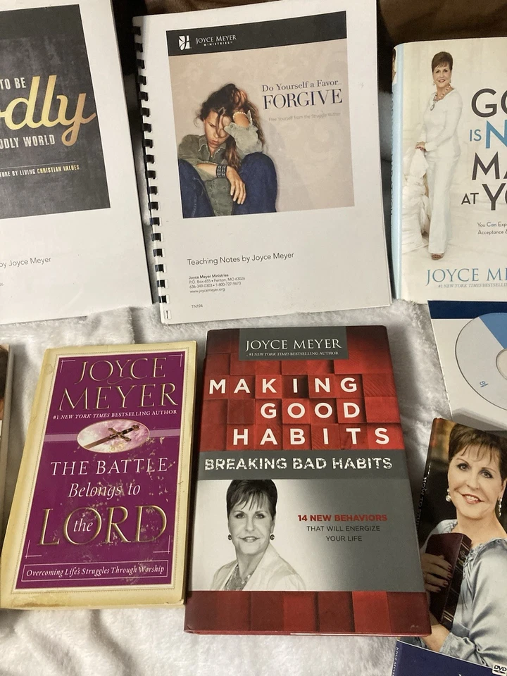 Joyce Meyer Books/Dvd/Bible Tabs Lot - Image 3 of 4