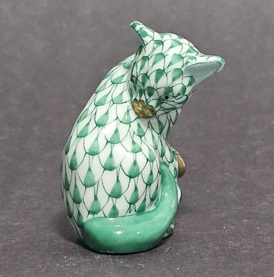 Vintage Herend Cat Green Fishnet  Porcelain Figurine 1.5 Inch
