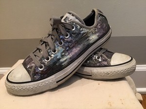 chuck taylor silver sequin converse