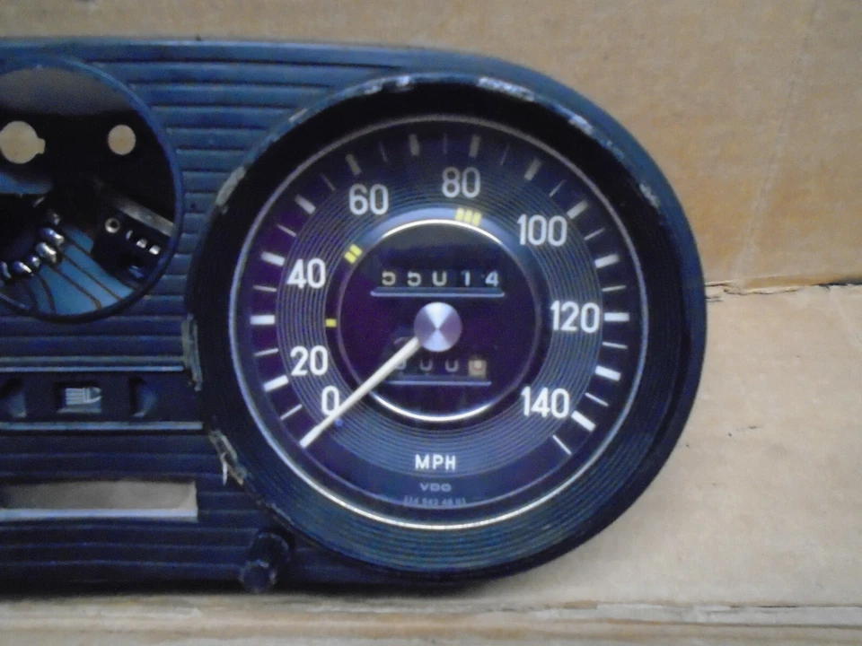 Mercedes-Benz 280 1973-1976 velocímetro clúster fabricante de equipos originales para piezas Foto 3 de 4