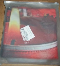 ALISHOMTLL VALENTINE RED ROSE CANDLES 72" x 72" W/ 12 SHOWER ROD RINGS uns nip