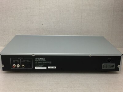 YAMAHA CD-S303 ステレオピンケーブル付き 剛性を高めたシャーシや厳選したパーツを採用し、高品位な音を