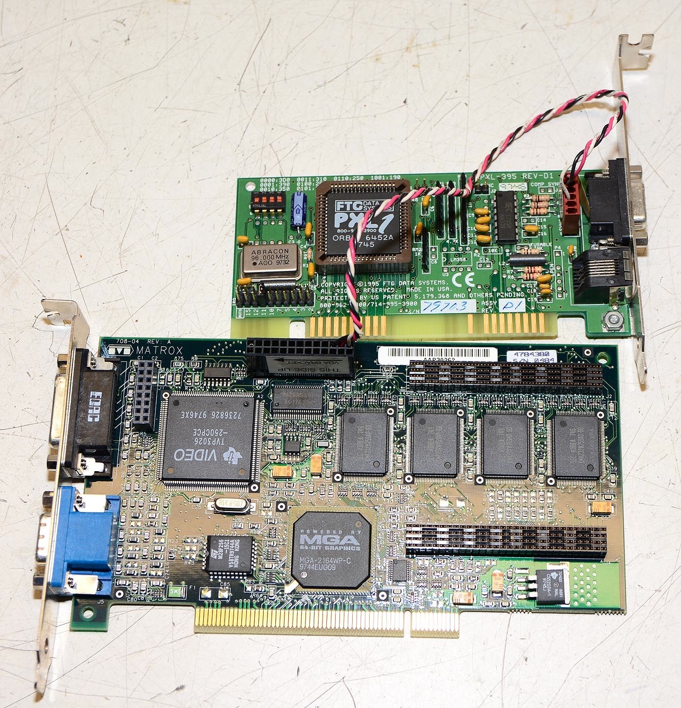 Matrox 708-01 REV.A Millenium II MIL2P/4/DELL2 Chip 4 MB WRAM VGA