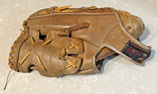 RARE Vintage Kingsbury X10L Leather Baseball Glove RHT Made in Japan