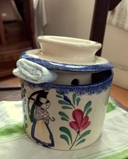 BEURRIER A EAU "SAINT-JEAN DE MONTS" DECOR FLORAL + BRETONNE -DECOR PEINT MAIN