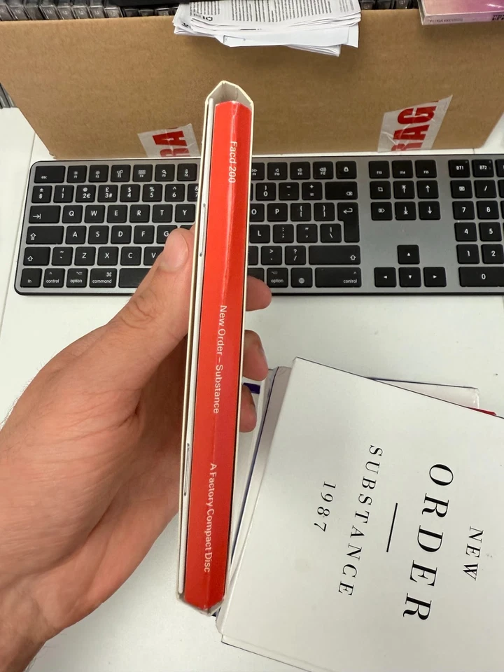 New Order : Substance 1987 - 4CD Set (Deluxe Edition, Remastered) SQUASHED - Image 3 of 4