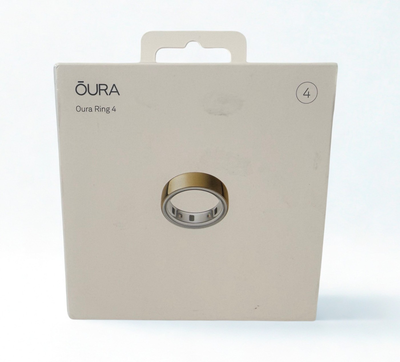 Oura Smart Ring Gen 4 Size 4 Gold Colour 8-Day Battery iOS / Android Compatible