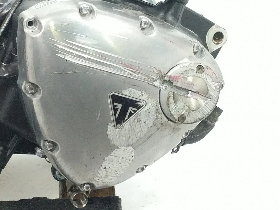 Motor Triumph Bonneville T100 18 6850577 Foto 4 de 4