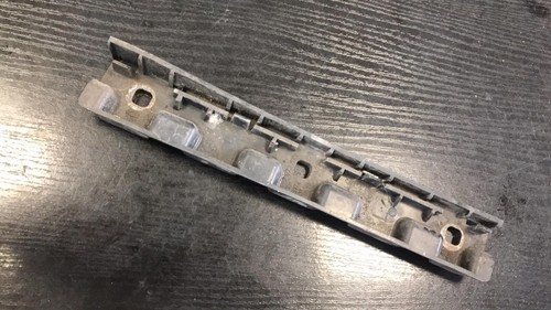 BMW 6 E63 M6 Seitenschwellerhalter vorne links 7072875