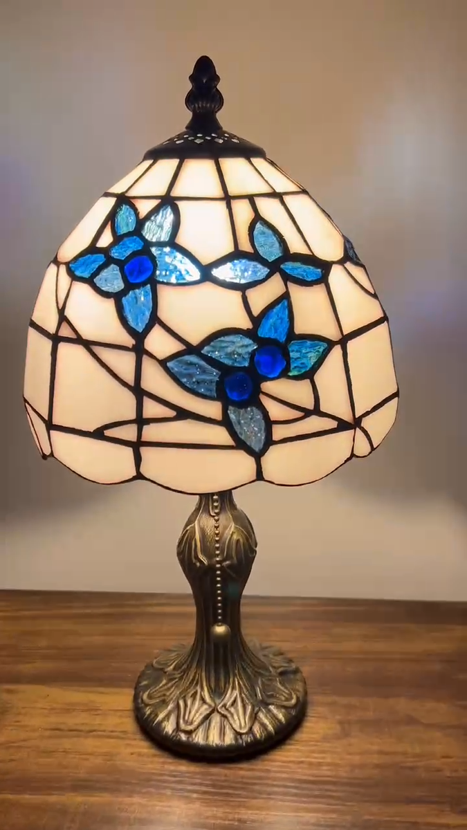 ティファニー風ブルー&ホワイトフラワーランプ Tiffany Style Mini Table Lamp White Stained Glass Blue Flower 8